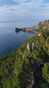 aventuras en la tramuntana en palma de mallorca concepto de aventuras y senderismo