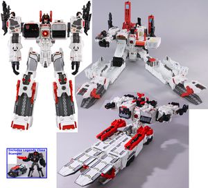 Generationstoy-TakaraTomy-T30Metroplex.jpg