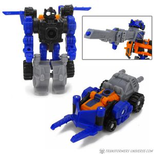 Armada Toy Liftor.jpg