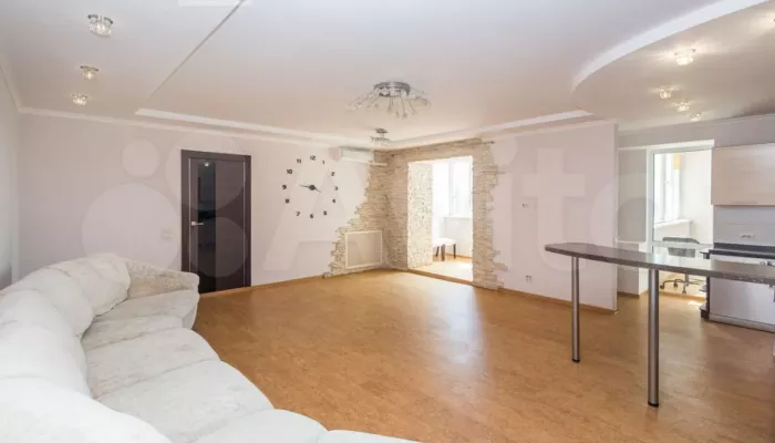 Видовую квартиру с сауной и системой умный дом продают за 15 млн рублей в Барнауле