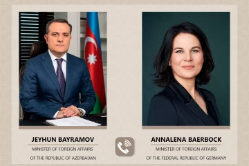 Байрамов рассказал Бербок о мирном процессе между Азербайджаном и Арменией