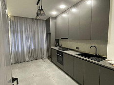 3-otaqlı mənzil icarəyə verilir, İnşaatçılar pr., 150 m² Bakı