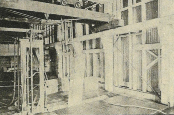 File:Icemaking chamber - 1900.jpg