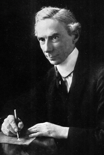 Russell in 1916.jpg