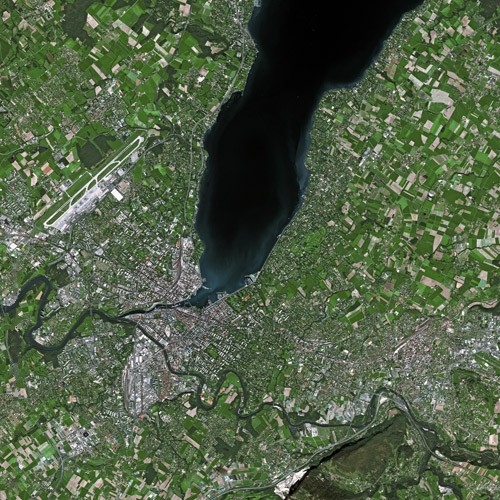 File:Geneva SPOT 1124.jpg