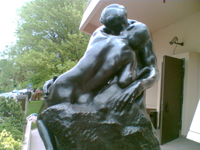 File:Parque-A.Rodin-LeBaiser001.jpg