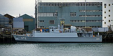 424 Al Kharj Saudi minehunter fitting out at VTS Woolston