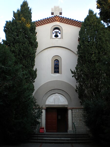 File:Chapelle Notre-Dame de Lourdes.JPG