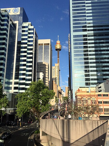 File:Looking down Market Street, Sydney from Western Distributor overpass.jpg