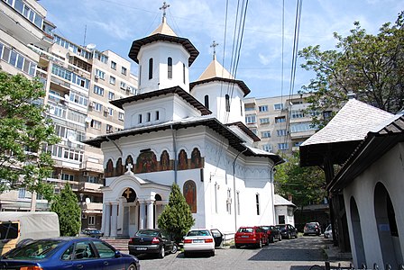 Română: Biserica „Nașterea Maicii Domnului”, Calea Dorobanților 166