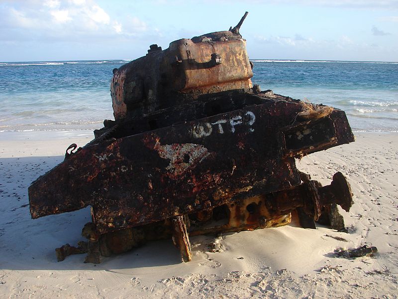 File:Tank on Flamenco Beach 2.jpg