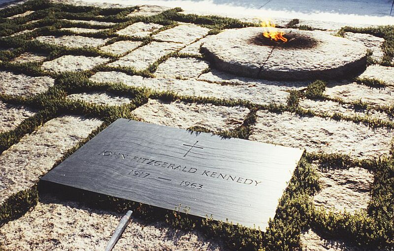 File:JFK grave.jpg