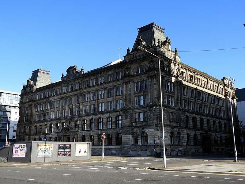 File:Scottish Co-operative Wholesale Society building on Morrison Street, Glasgow (35738478393).jpg