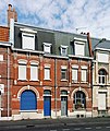 * Nomination Twin houses, Rue Désiré Courcot 25 & 27, Mons-en-Barœul, France --Velvet 07:25, 17 August 2021 (UTC) * Promotion  Support Good quality. --Ercé 07:35, 17 August 2021 (UTC)