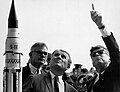 16 November English: Von Braun with John F. Kennedy.