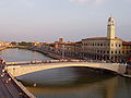 Middle Bridge. In white Palazzo Alliata.