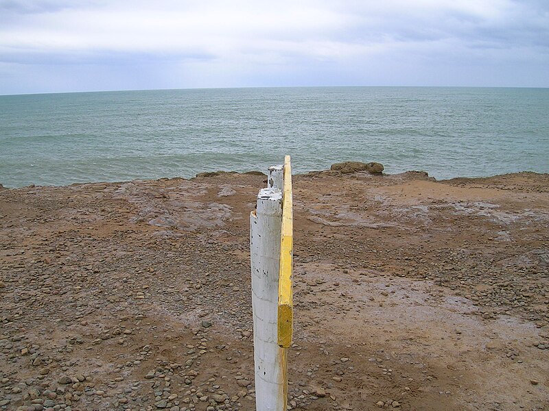 File:Looking south from Slope Point.jpg