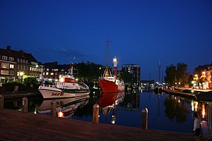 This is a featured Image in German Wikipedia It shows a historical part of the Emden harbour