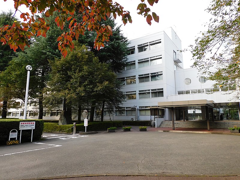 File:Dokkyo Medical University, Building of Basic Medicine.jpg