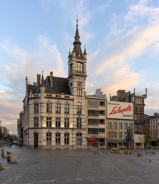 fr:Ancien hôtel des Postes de Charleroi