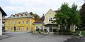 English: Municipal hall and #2: Villa Deutsch: Marktgemeindeamt und Nr. 2: Villa