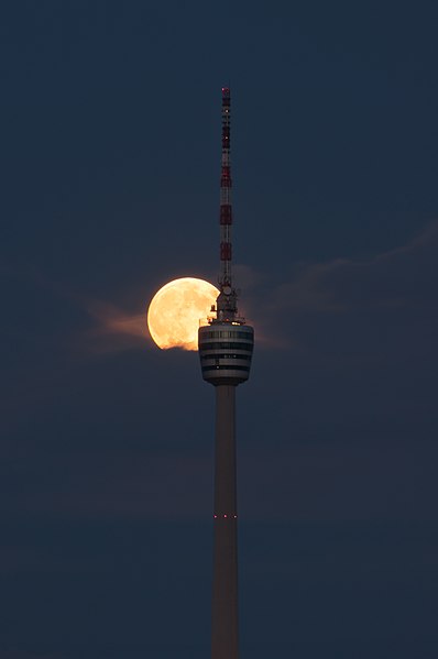 File:Fernsehturm Stuttgart and Full Moon Summer 2013 04.jpg