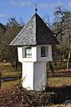 English: Alcove wayside shrine on the Arnulfstrasse Deutsch: Nischenbildstock an der Arnulfstraße