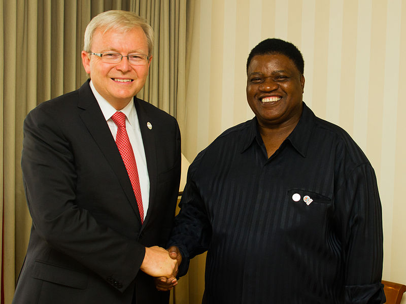 File:Australian Foreign Minister Kevin Rudd with Foreign Minister Utoni Nujoma of Namibia.jpg