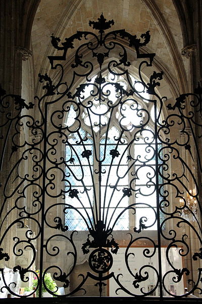 File:0 Noyon - Grille en fer forgé de la cathédrale Notre-Dame.JPG