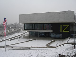 Internationales Zentrum (IZ, Pfaffenwaldring 60)