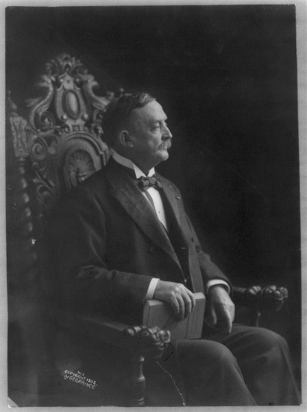 File:Matthew Stanley Quay, 1833-1904, three-quarter length portrait, seated, facing right LCCN2005689577.tif