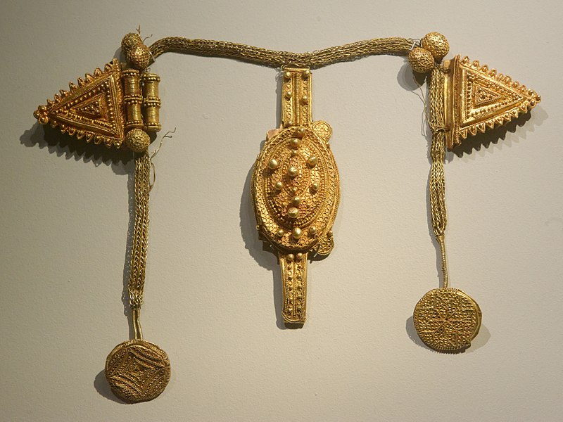 File:Gold necklace Segou Quai Branly 75.8148.jpg