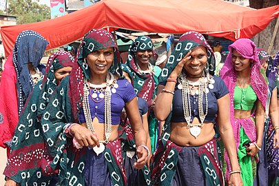 Rathwa Women in Kavant fair