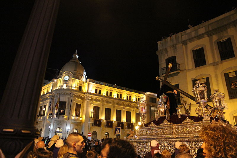 File:Ceuta Saints procession 2013 03.jpg