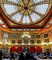 Le hall de la chambre de commerce de Lille