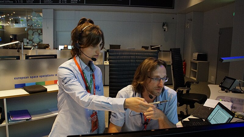 File:Team in Main Control Room (19701808616).jpg