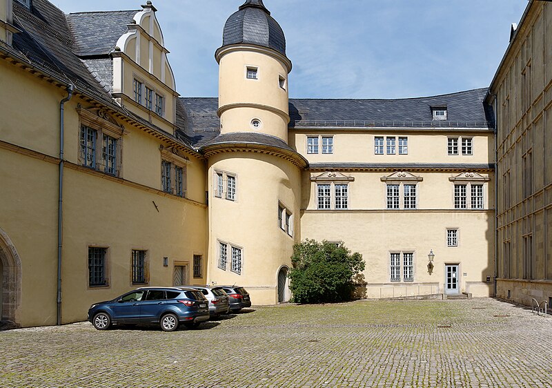 File:Coburg Ehrenburg Nr A7 03915 SHoppe2022 DxO.jpg