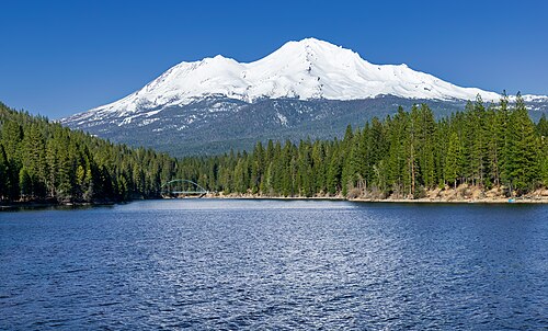 Mount Shasta and Lake Siskiyou with Wagon Creek Bridge