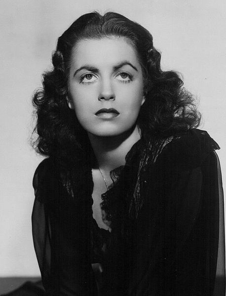 File:Faith Domergue 1946.jpg