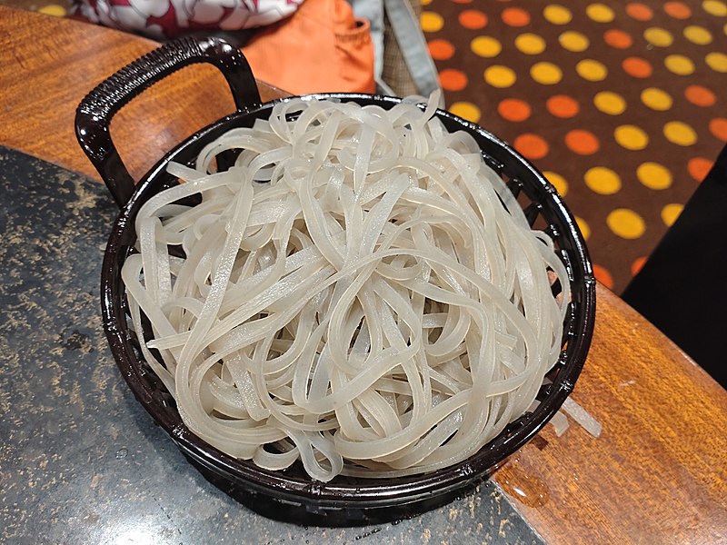 File:A bowl of Sweet Potato Noodles.jpg