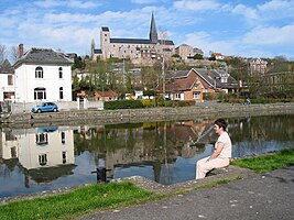 Lobbes, St-Ursmer reflection in the Samber.