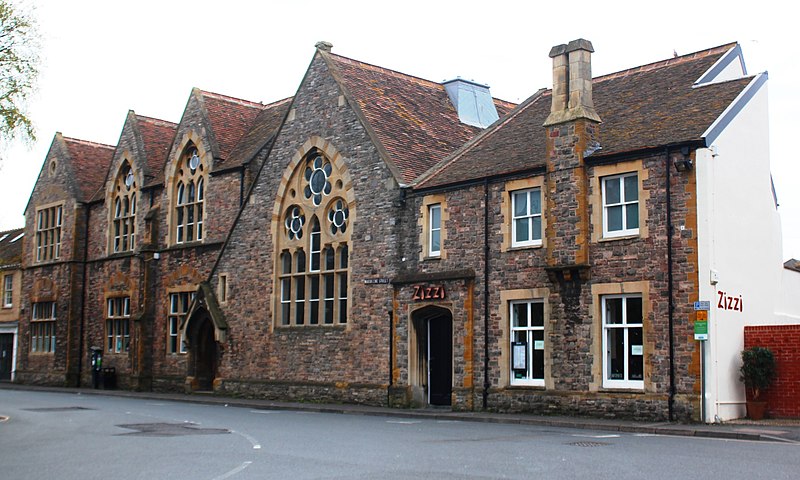 File:Church Square, Taunton (2020) School.JPG