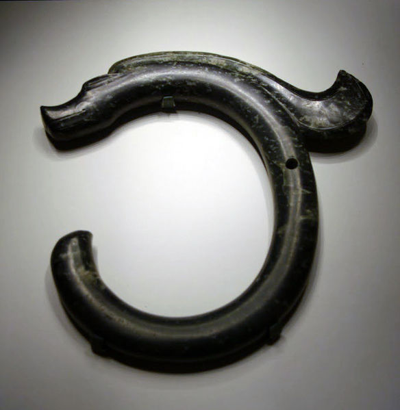 File:Neolithic jade dragon, Hongshan Culture, Inner Mongolia, 1971.jpg