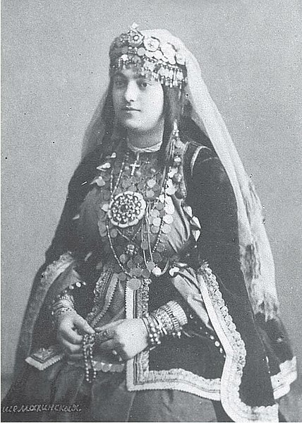 File:Armenian Women from Shamakhi.jpg