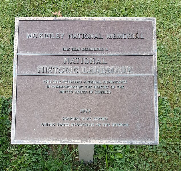 File:Historic marker - McKinley Tomb (36246218753).jpg