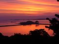 Saint-Pol-de-Léon : coucher de soleil sur l'îlot Sainte-Anne.