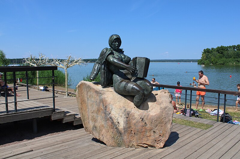 File:Solnechnogorsk Mermaid.jpg