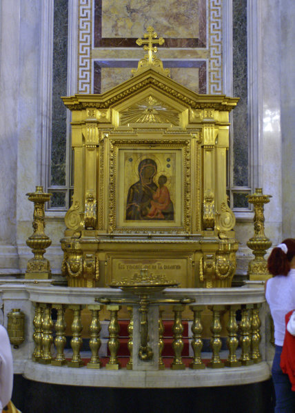 File:Sankt Petersburg Isaakskathedrale innen 2005 c.jpg