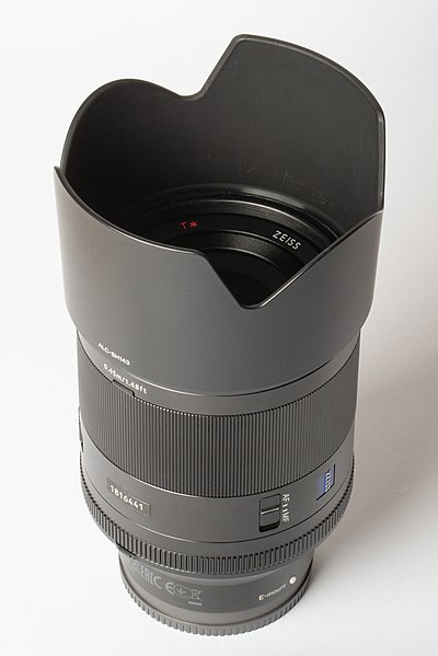 File:Sony FE 50mm F1.4 ZA lens - bottom left hand side with lens hood - DSC01109.jpg