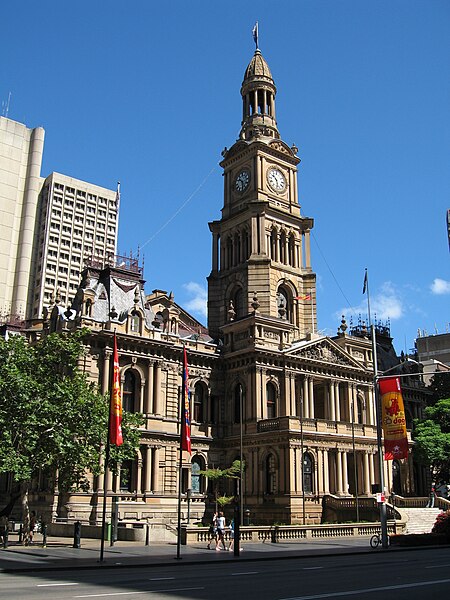 File:SydneyTownHall gobeirne.jpg